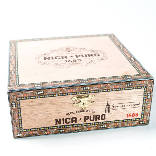 Alec Bradley Nica Puro Tubo Box of 10s 4